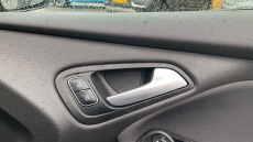 Ford Focus 1.0 EcoBoost 125 Titanium 5dr Petrol Hatchback